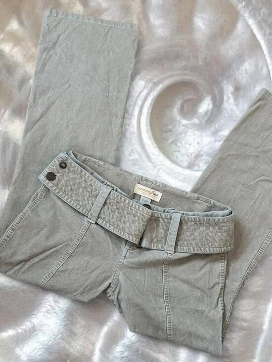 LONDONJEAN Pants - Vintage Y2K London Jean low rise chino crop pants ⭐️  Authentic early 2000s